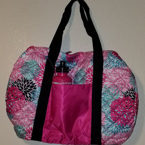 Sally Beauty Duffel Bag W/ Matching Water Bottle